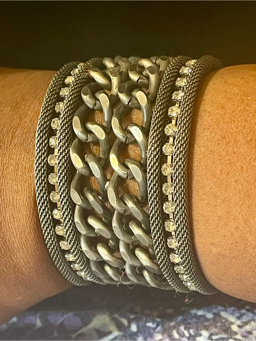 N/A stylish silver